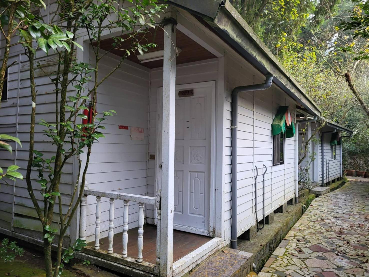 Gemlu Villa Lugu Exterior foto